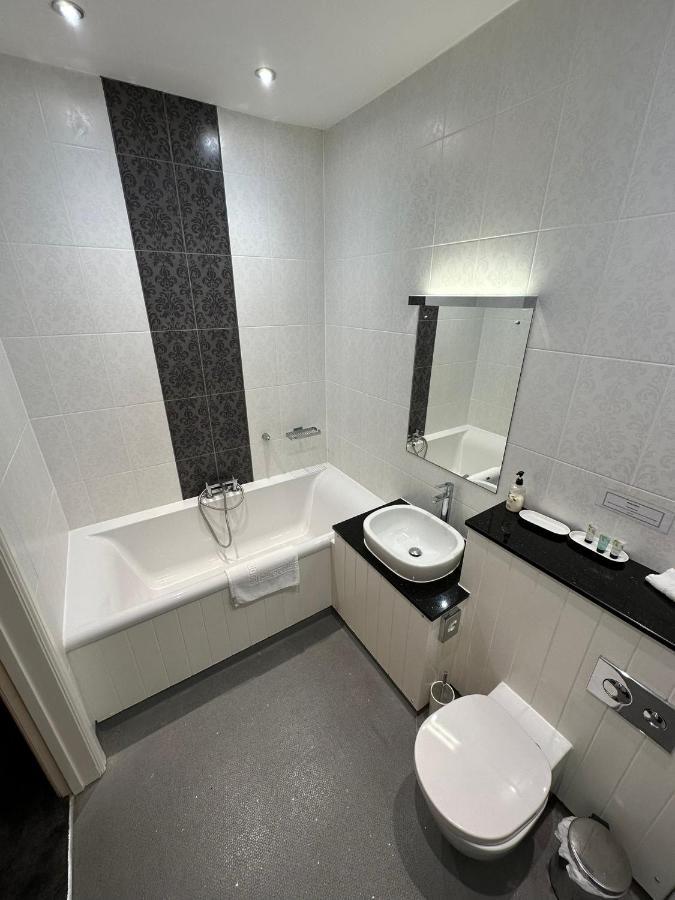 The Vernon Droitwich Spa Extérieur photo